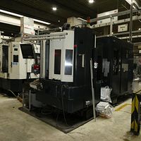 CNC Machining Center-Makino - Image 7