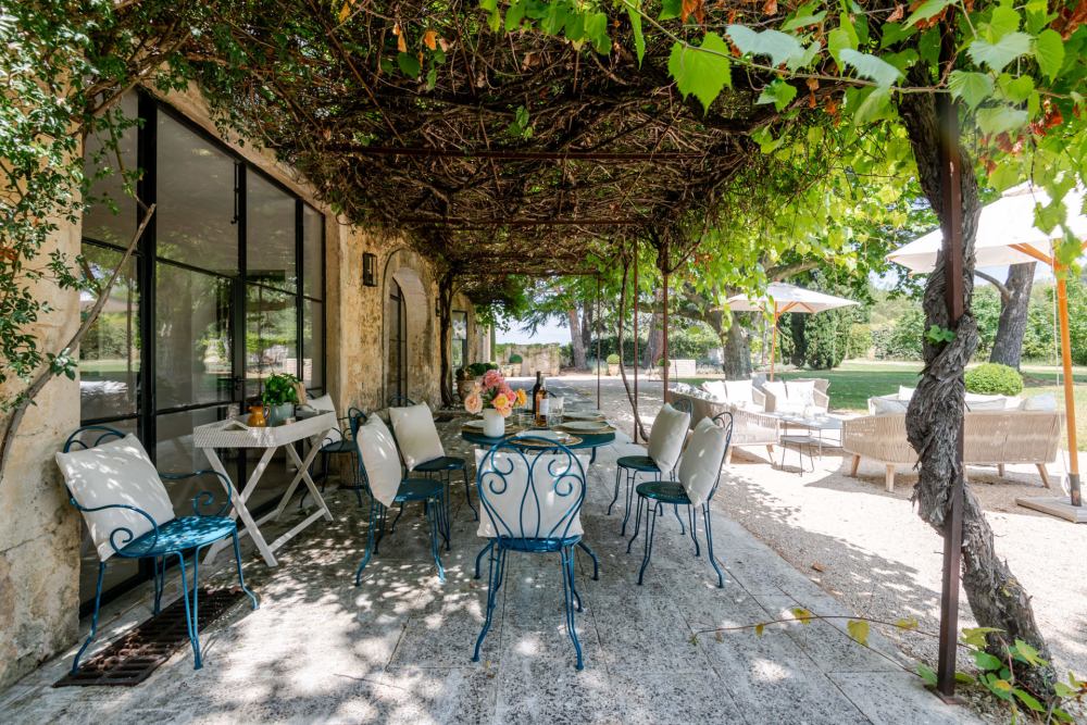 Photographs of Petit Mas des Splendeurs villa in Provence - Image 6 of 46