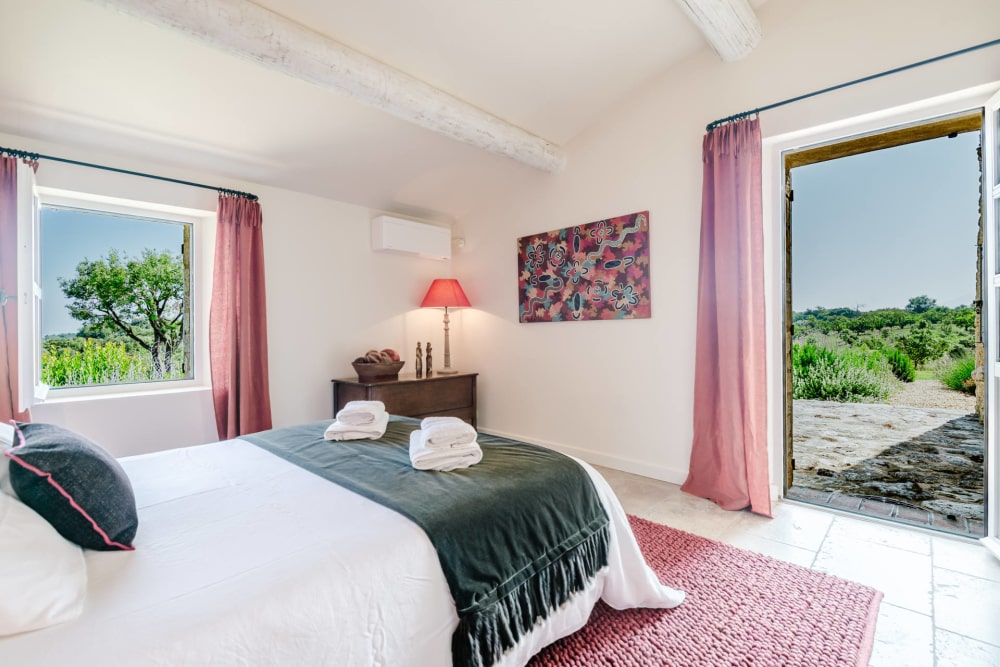 Photographs of Mas Ambre villa in Provence - Image 25 of 51