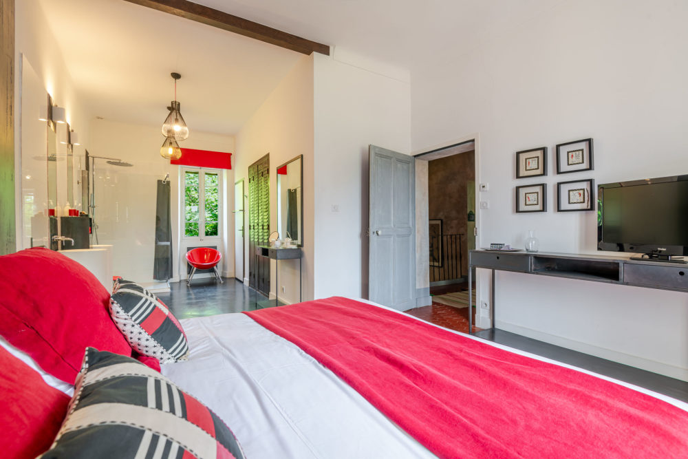 Photographs of Mas de Velorgues villa in Provence - Image 46 of 58