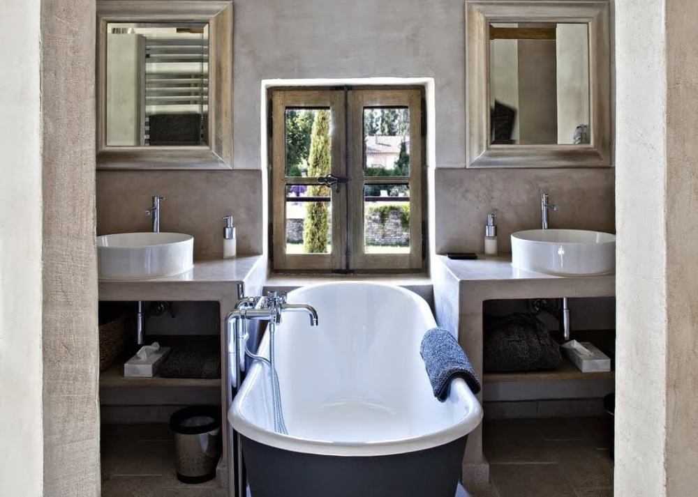Photographs of Bastide du Calavon villa in Provence - Image 42 of 57
