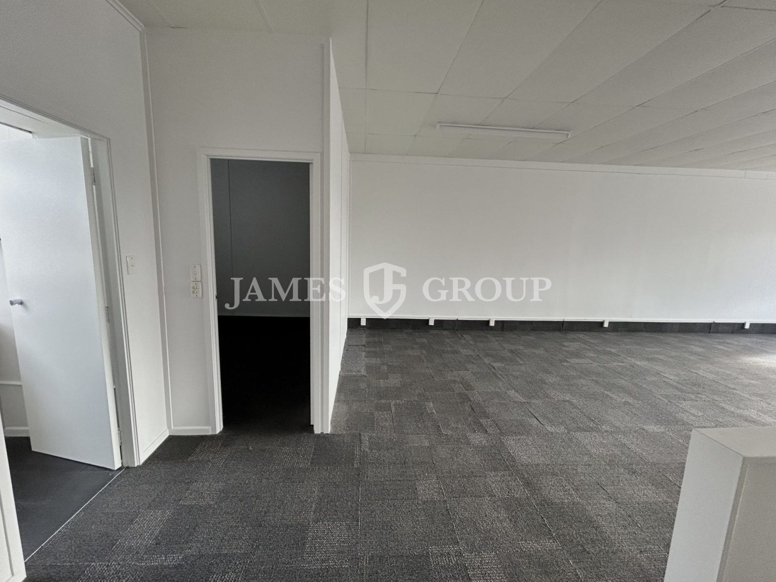 Tidy 65m² St Heilers Office With Meeting Room