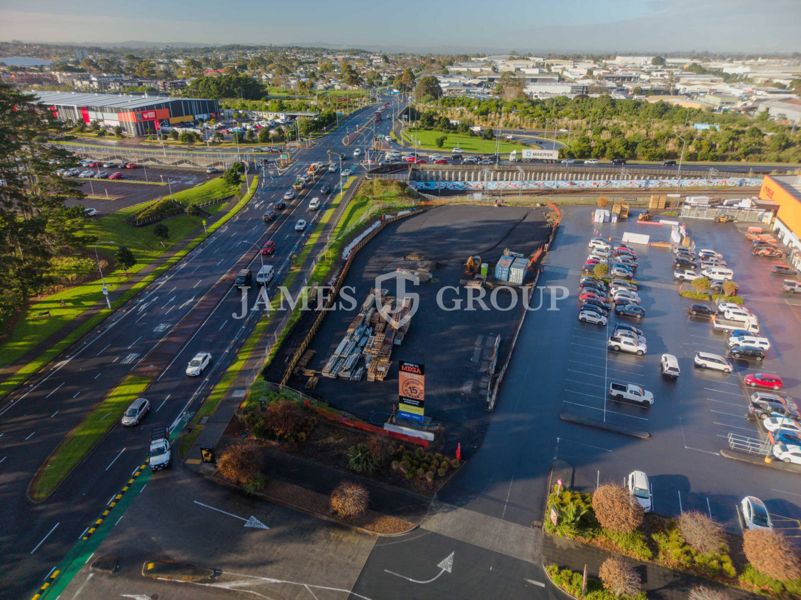 Functional Manukau Yard Available Now