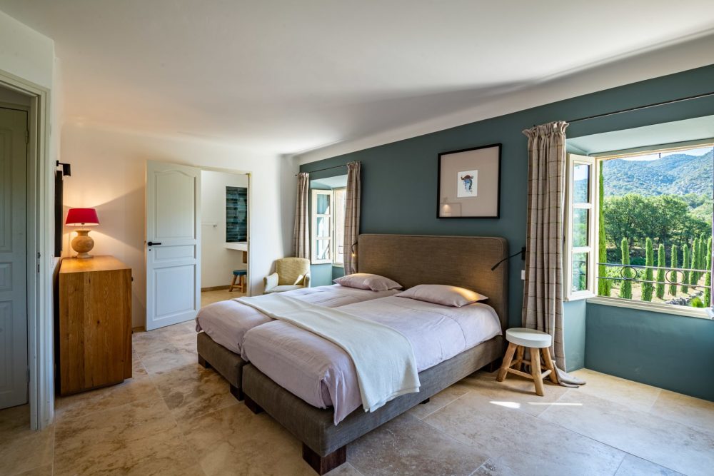Photographs of Mas de la Salamandre villa in Provence - Image 23 of 57