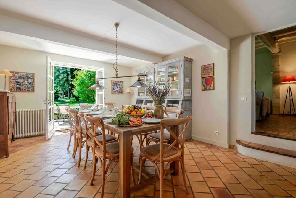 Photographs of Bastide de La Douceur villa in Provence - Image 5 of 31