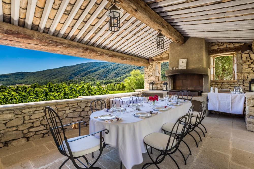 Photographs of Bastide des Millefleurs villa in Provence - Image 4 of 46