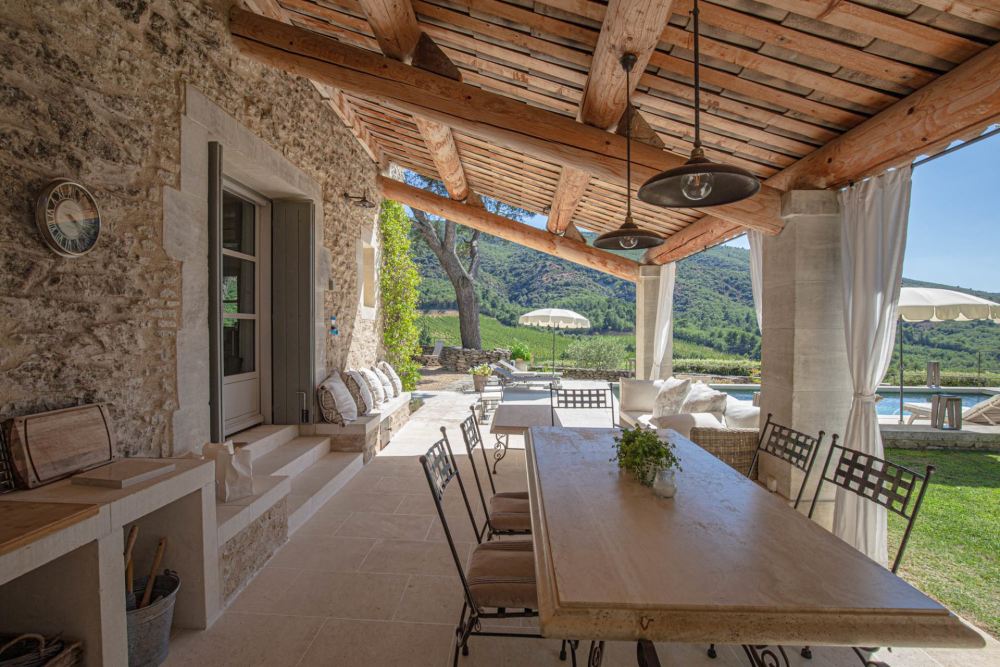 Photographs of Mas de Monvert villa in Provence - Image 24 of 34