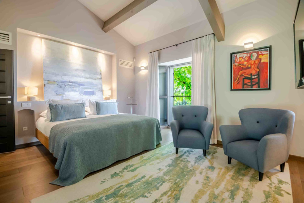 Photographs of Mas de la Tourelle villa in Provence - Image 30 of 55