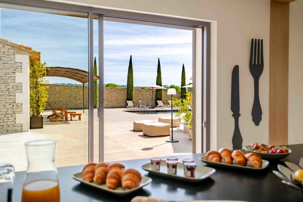 Photographs of Villa du Colibri villa in Provence - Image 11 of 35