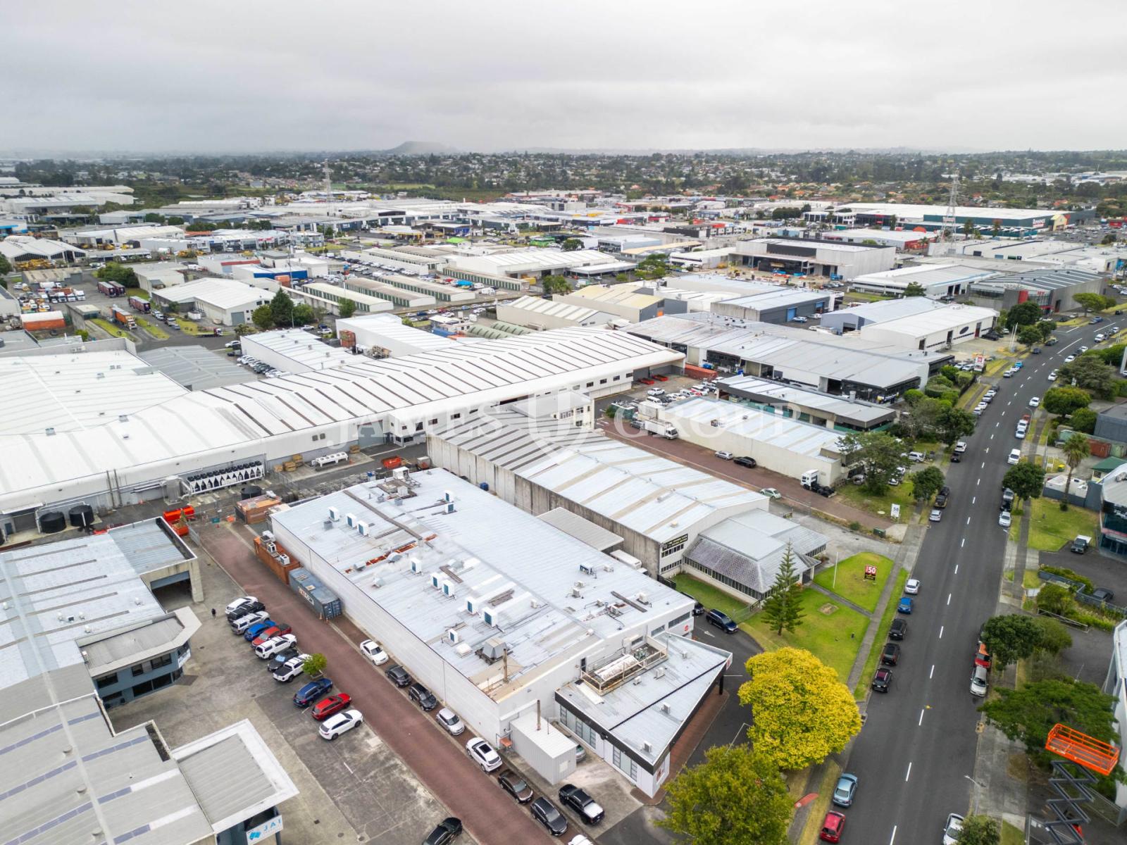5995sqm Warehouse On Greenmount | Available Now!