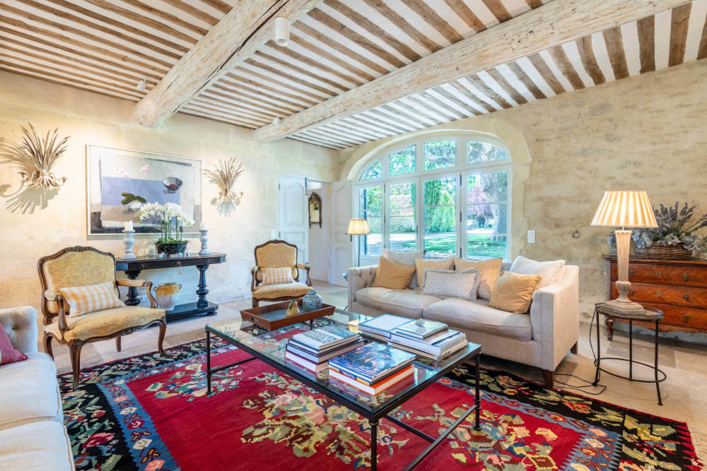 Photographs of Mas du Cardinal villa in Provence - Image 6 of 49