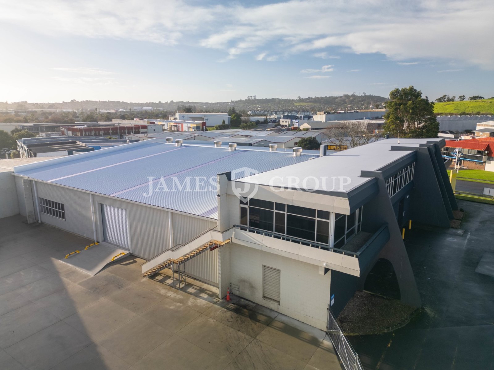 High-profile & Refurbished Corner Site | 2,000m²