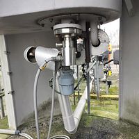 Vertical Heated Vessel with Stack- - Image 2