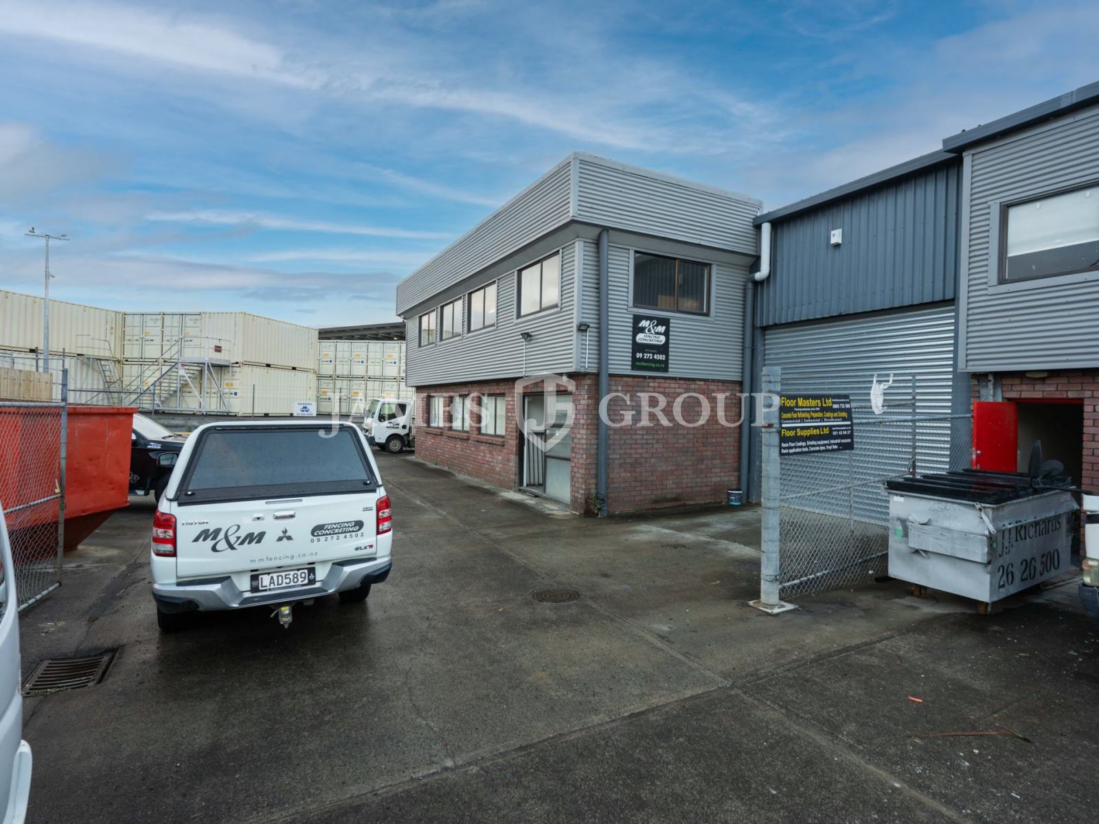 End Unit With Secure Yard | 391m²