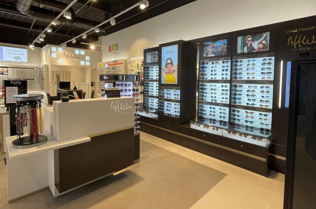 Magasin Opticien C.C. Carrefour 76410 TOURVILLE-LA-RIVIÈRE intérieur