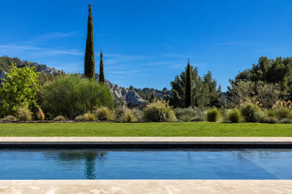 Photographs of Mas des Crêtes villa in Provence - Image 25 of 41