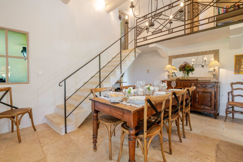 Photographs of Le Relais villa in Provence - Image 9 of 43