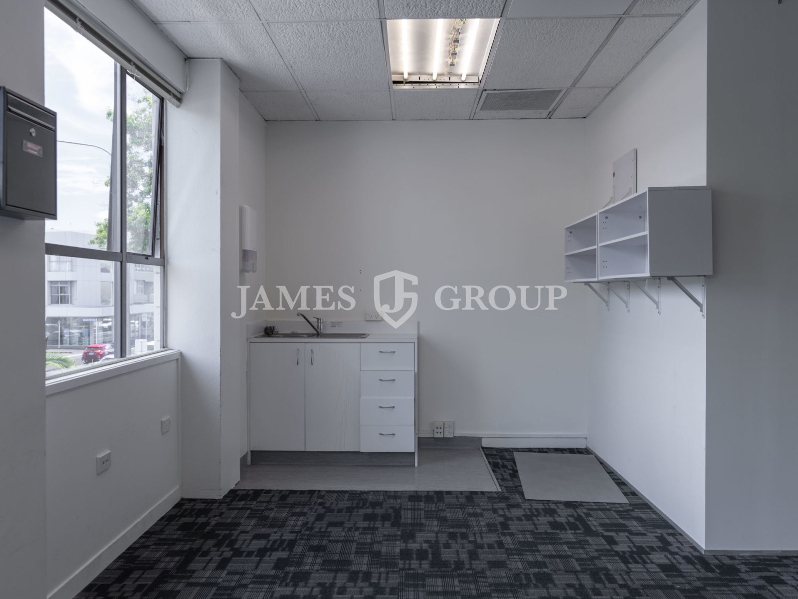 Elevate Your Business At 384 Manukau Road
