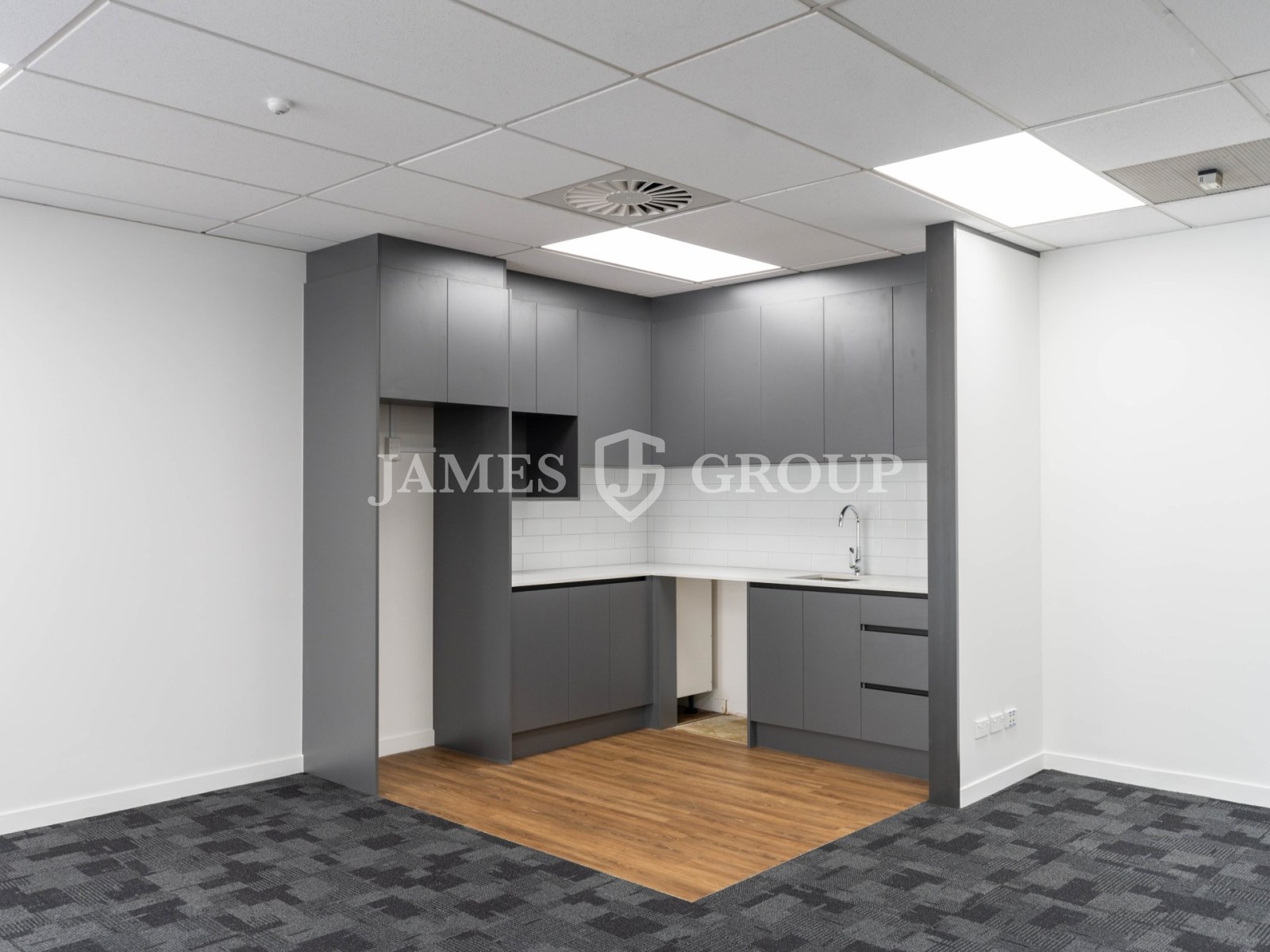 Grafton Office With Ample Rooms