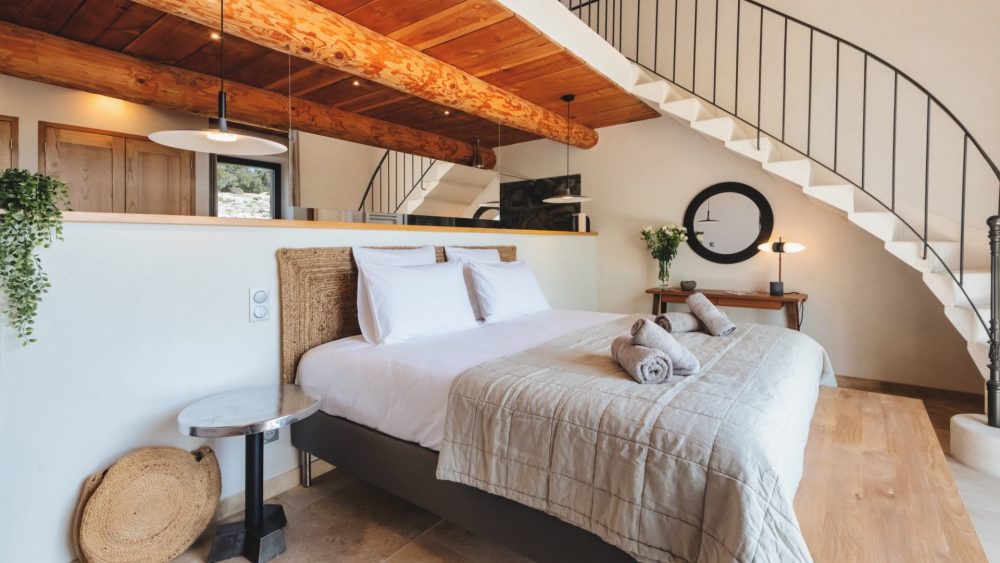 Photographs of Mas de l’Atlas villa in Provence - Image 39 of 45