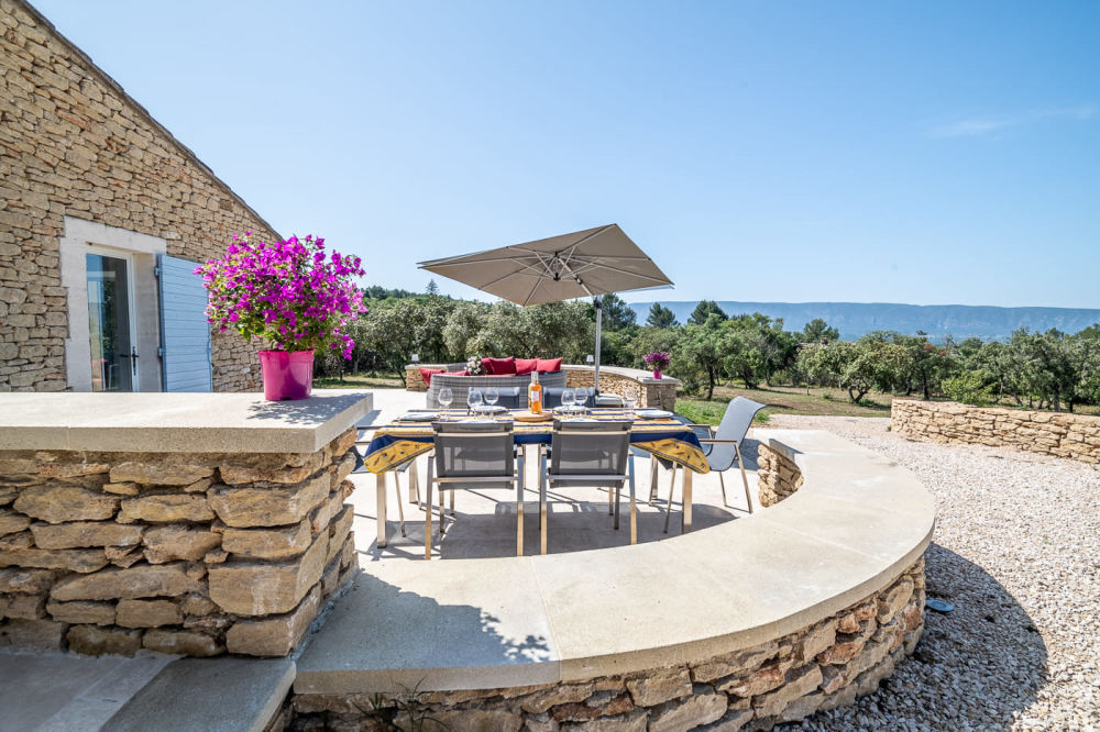 Photographs of Villa du Bougainvillier villa in Provence - Image 1 of 29
