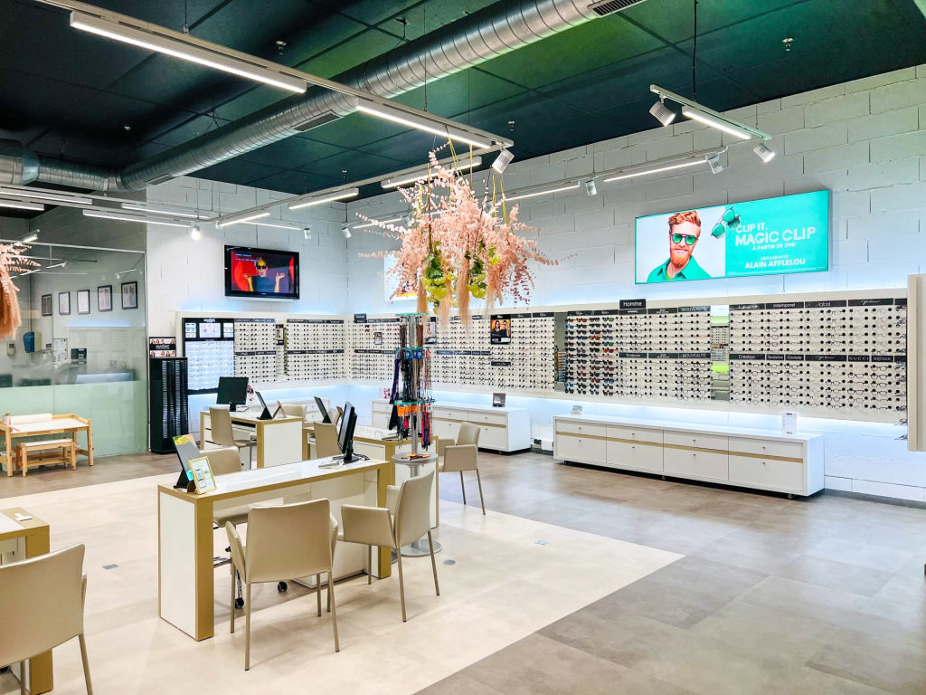 Magasin Opticien C.C. Leclerc 50300 AVRANCHES intérieur