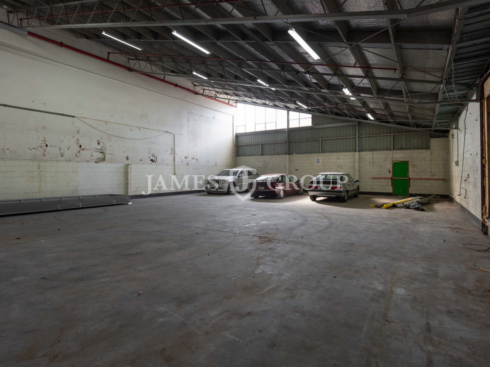 756m² Warehouse | 216m² Office | St Johns