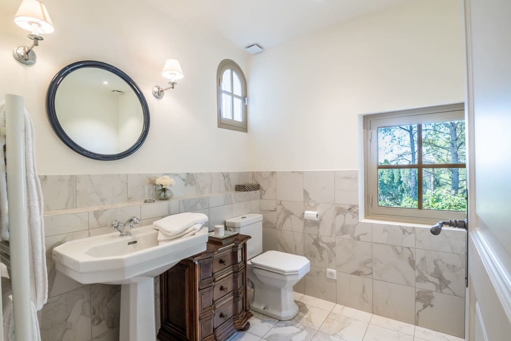 Photographs of Villa Notre Dame villa in Provence - Image 30 of 36