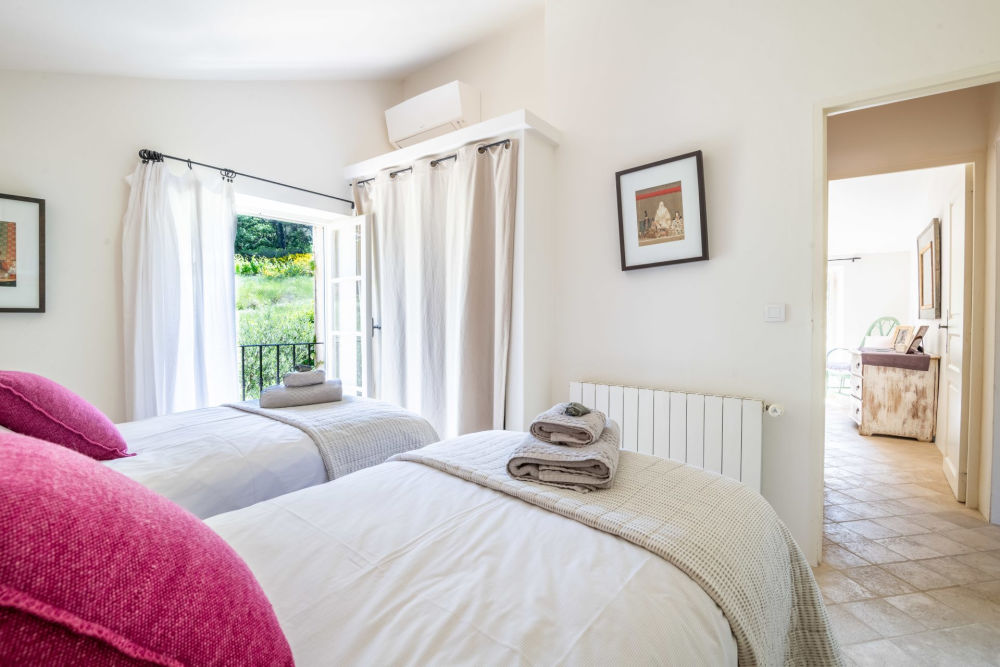 Photographs of Les Vignes villa in Provence - Image 36 of 46