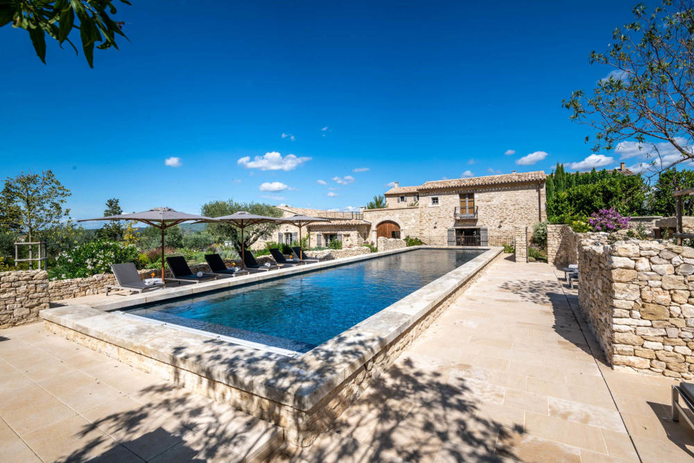 Photographs of Domaine du Lys villa in Provence - Image 11 of 45