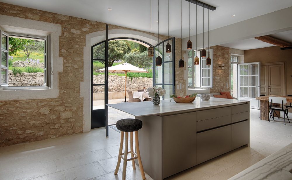 Photographs of Mas Daudet villa in Provence - Image 4 of 40