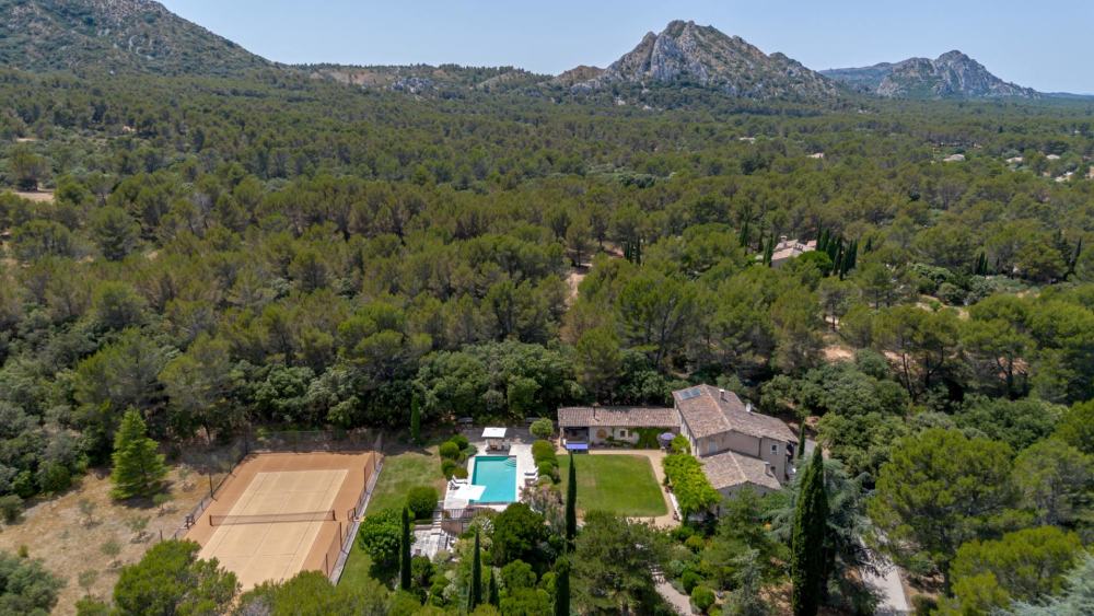 Photographs of Mas de Roubine villa in Provence - Image 25 of 45
