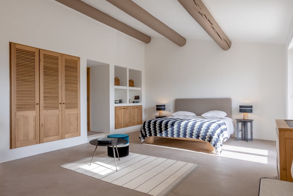 Photographs of Mas la Mirande villa in Provence - Image 38 of 49