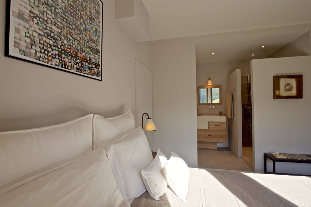 Photographs of Mas des Randonneurs villa in Provence - Image 16 of 41