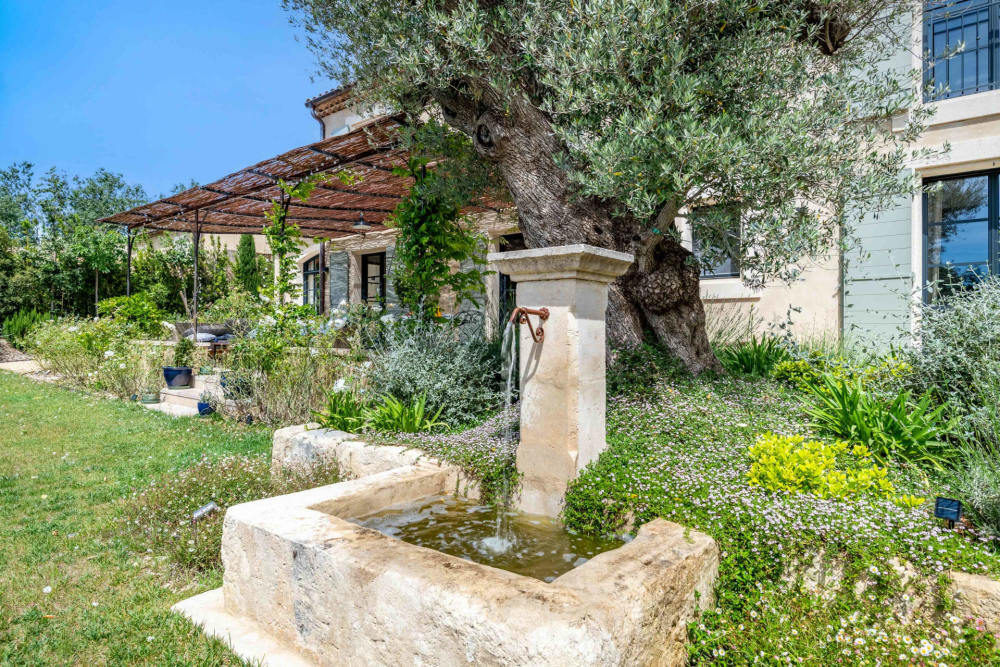 Photographs of Mas Mirabelle villa in Provence - Image 21 of 43