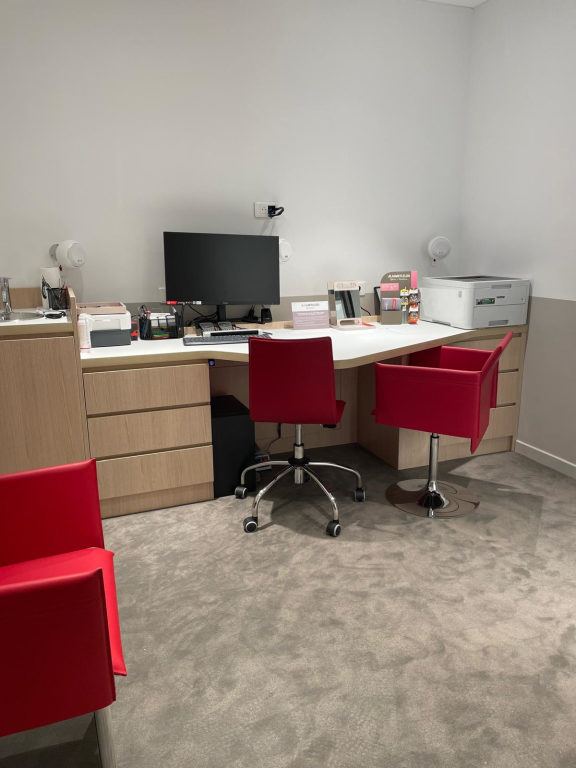 Magasin audioprothesiste C.C. Carrefour - 2 Boulevard de l'Europe-Valéry Giscard d'Estaing 91000 ÉVRY-COURCOURONNES intérieur