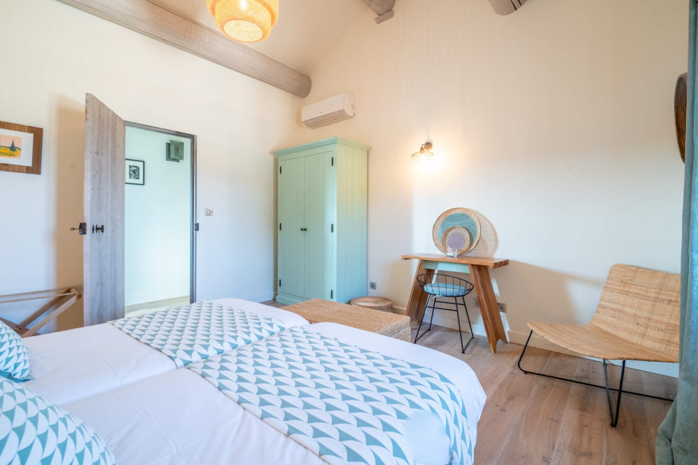 Photographs of Mas du Menuisier villa in Provence - Image 33 of 45