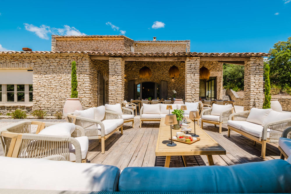 Photographs of Le Hameau de Sénanque villa in Provence - Image 3 of 60
