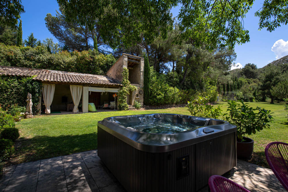Photographs of Mas de Gavon villa in Provence - Image 28 of 32