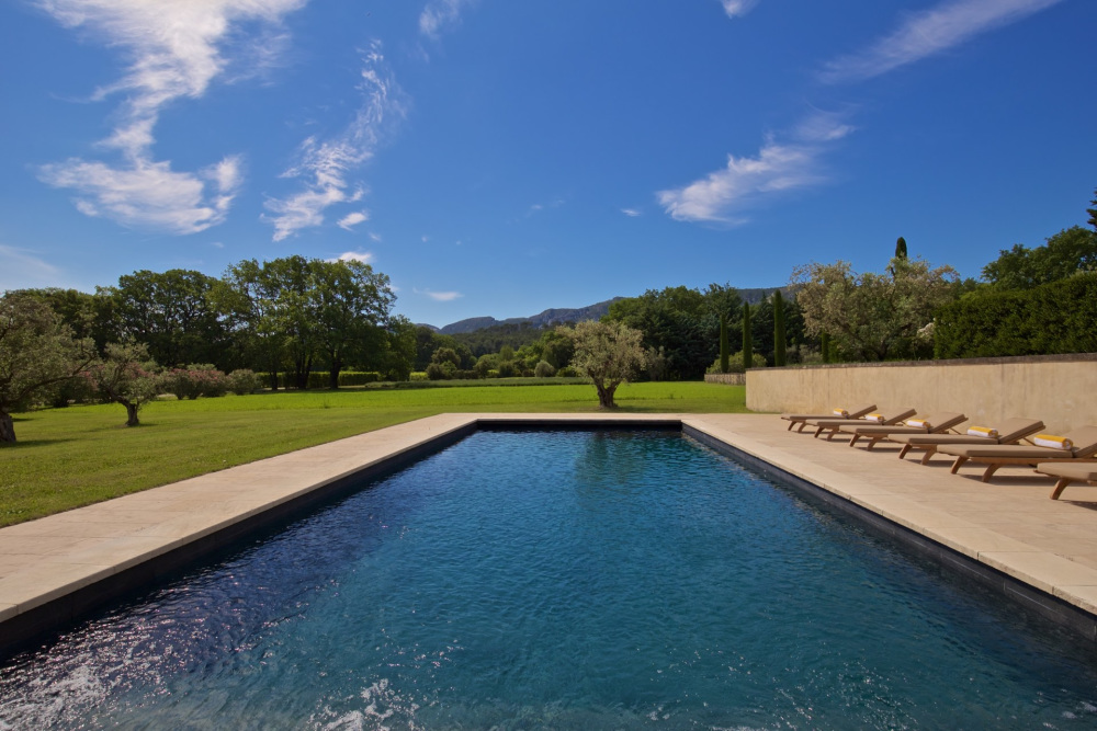 Photographs of Mas Providence villa in Provence - Image 4 of 38