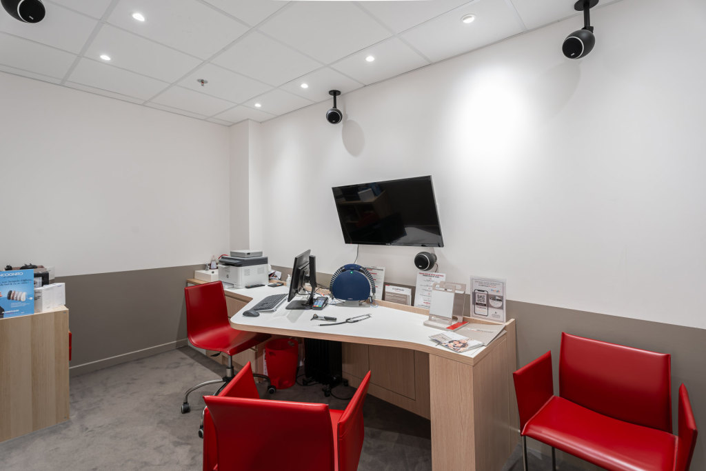 Magasin audioprothesiste C.C. Intermarché Super - Zone du Bronut 56500 MORÉAC intérieur