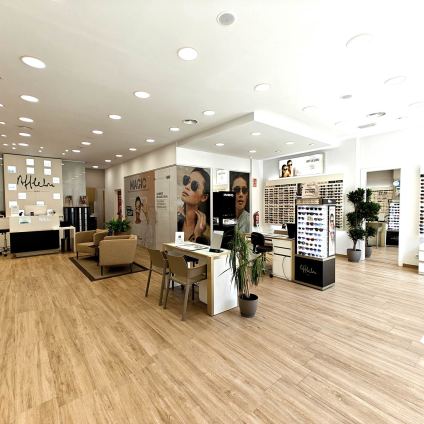 Tienda audiólogo Calle Cardenal Rodrigo de Castro, 38 27400 MONFORTE DE LEMOS interior