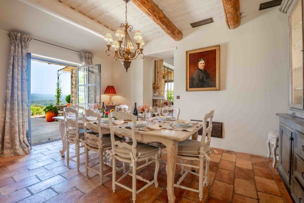 Photographs of New! Mas de l’Olivier villa in Provence - Image 10 of 46