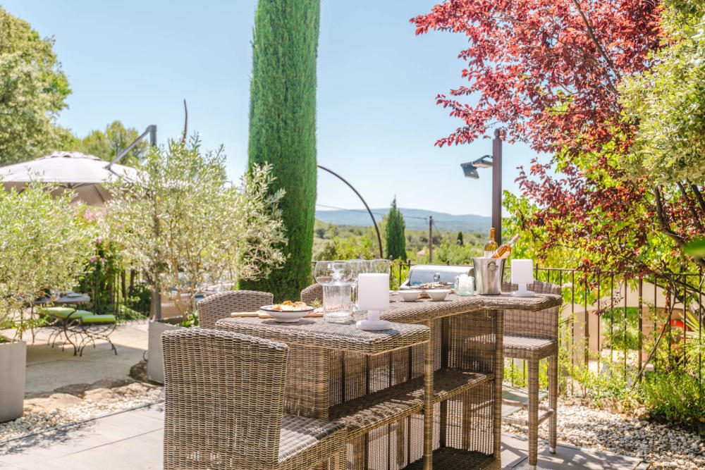 Photographs of Mas des Rocailles villa in Provence - Image 14 of 41
