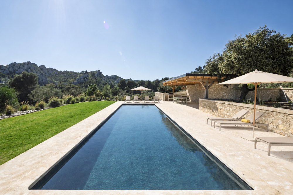 Photographs of Mas des Crêtes villa in Provence - Image 19 of 41