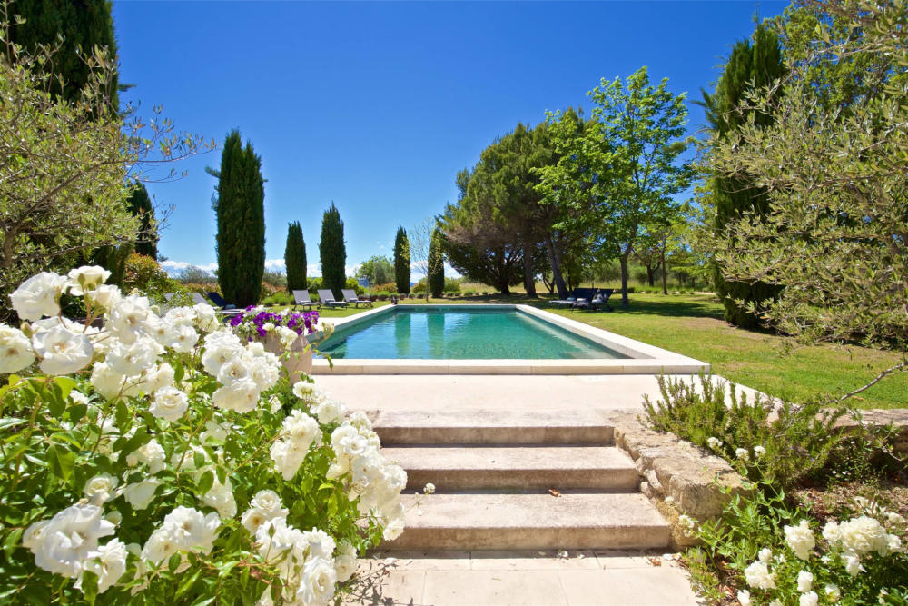 Photographs of Mas de Ribe villa in Provence - Image 3 of 50