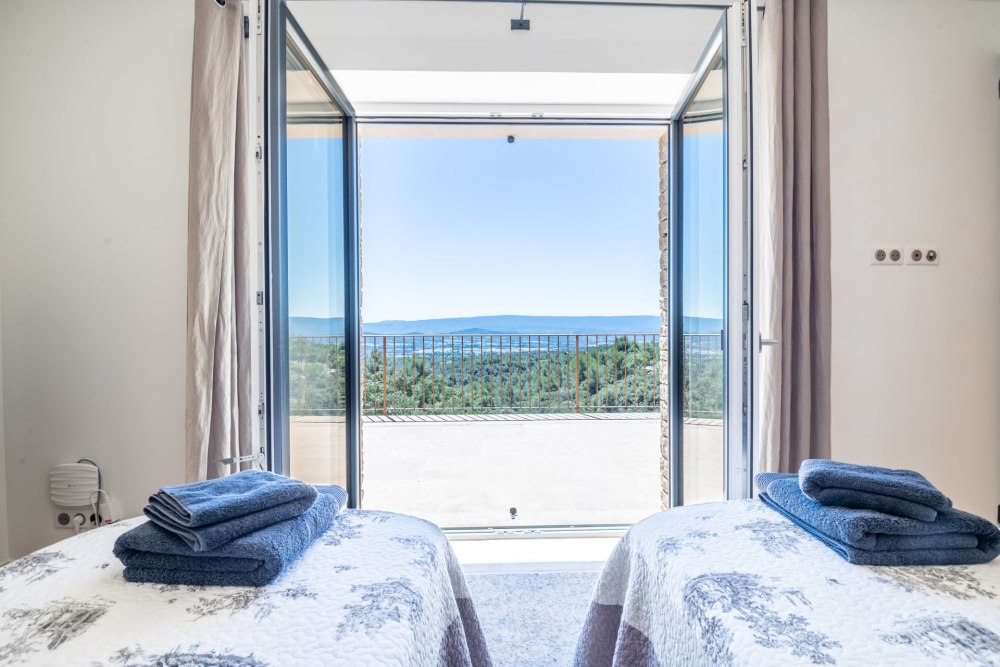 Photographs of Mas La Vue Royale villa in Provence - Image 39 of 45