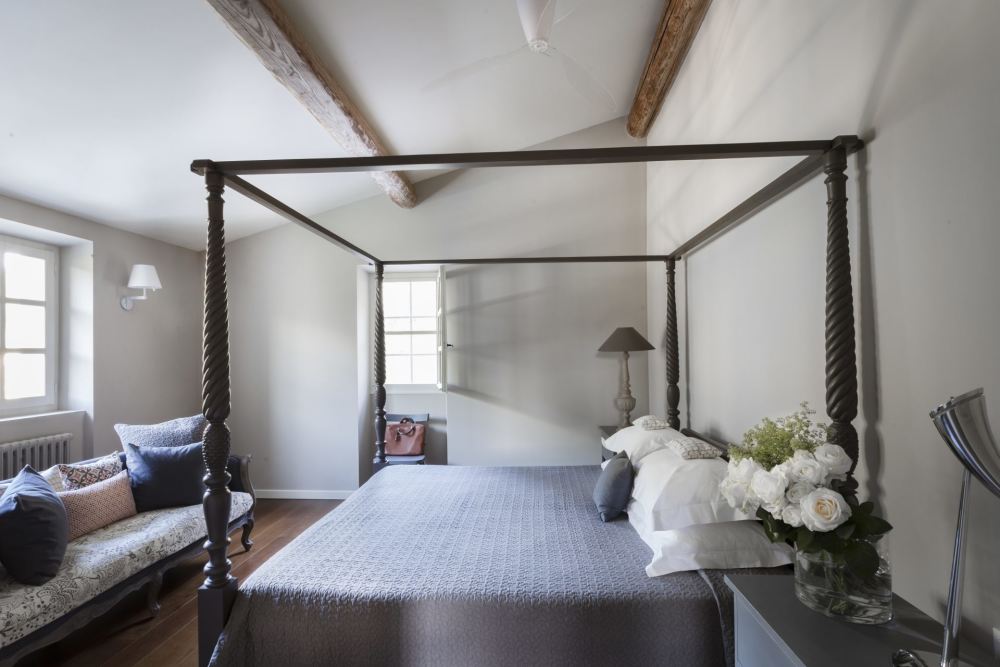 Photographs of Mas la Calade villa in Provence - Image 21 of 38