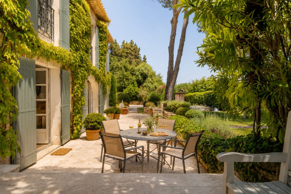 Photographs of Bastide de La Douceur villa in Provence - Image 13 of 31