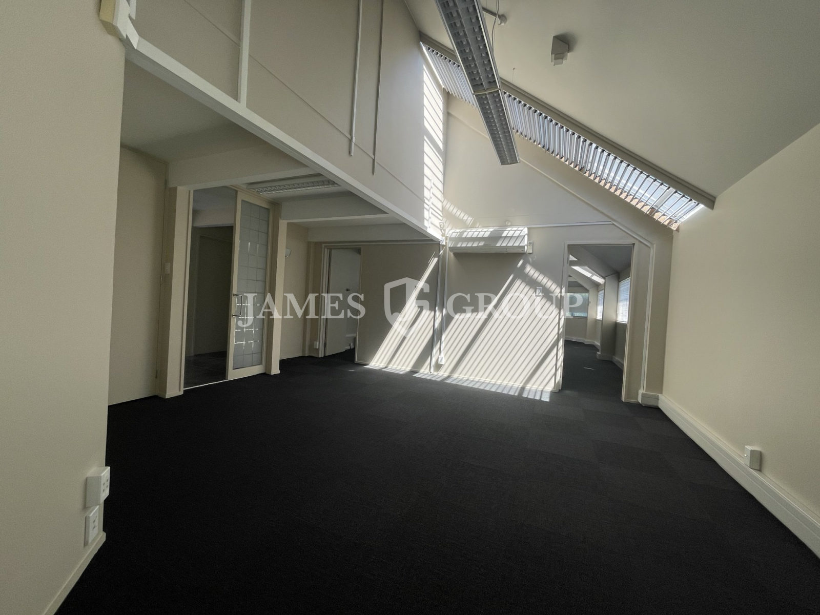Spacious Tenancy With Excellent Accessibility